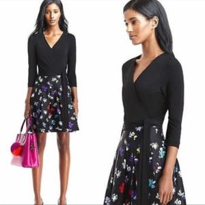 DIANE VON FURSTENBERG Floral Print Wrap Dress: XS | US 2